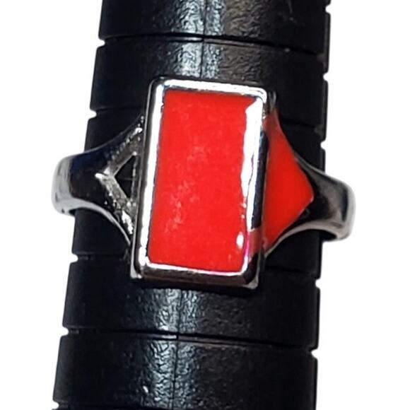Silver Tone Red Enamel Rectangle Unsigned Sz 7 Minimalist - Picture 1 of 5